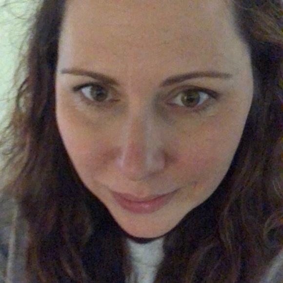 Meet your Posher, Jenifer - Picture 1 of 1